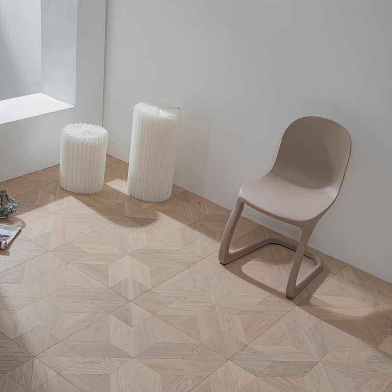Oak parquet flooring 121