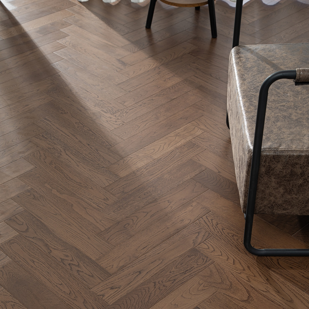 Pure three-layer oak - 1107