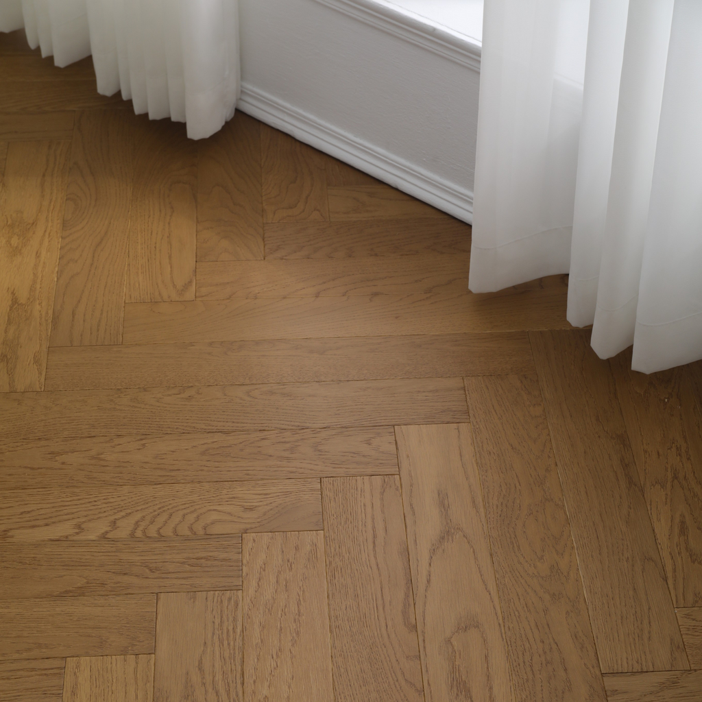 Pure three-layer oak - 1112